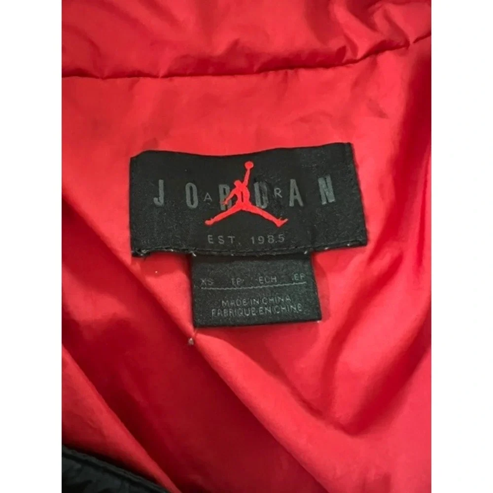 Jordan Puffer Jacket Men XS Black Red DQ7348-010 Excellent Hooded Quilted Parka